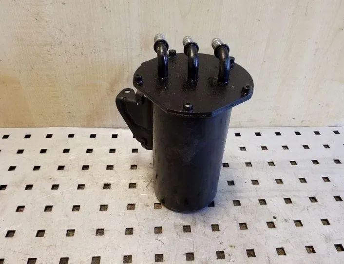 VOLKSWAGEN Passat B8 (2014-2023) Üzemanyagszűrő-ház 5Q0127400F 26130586