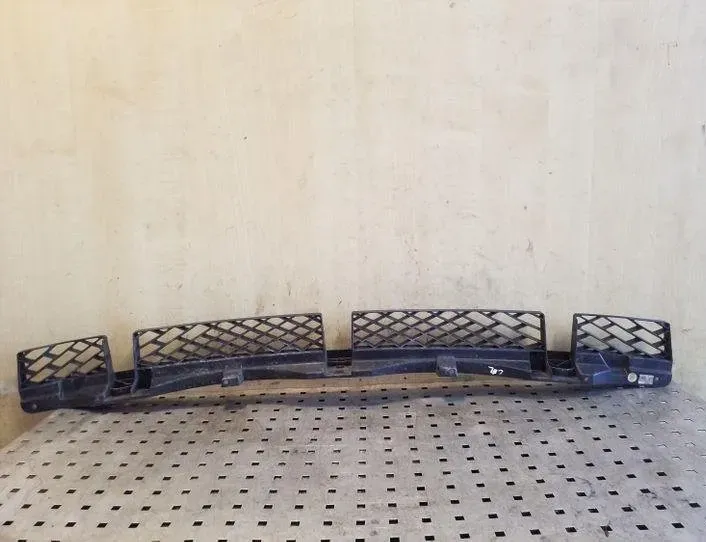 VOLKSWAGEN Touareg 2 generation (2010-2018) Jobb hátsó lökhárító konzolja 7P6807863 26159503