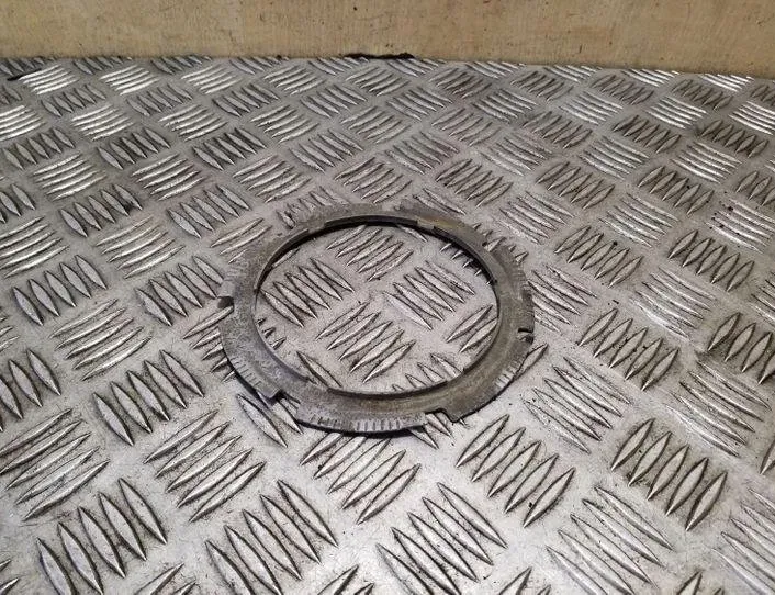 VOLKSWAGEN Golf Plus 2 generation (2009-2014) Egyéb karosszéria-alkatrészek 1K0201375 26194790