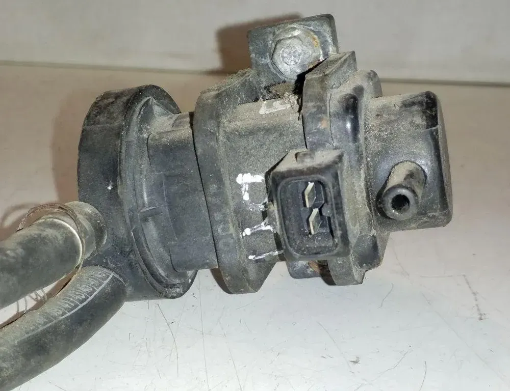 RENAULT Megane 1 generation (1995-2003) Mágneses szelep 7700103403 32160582