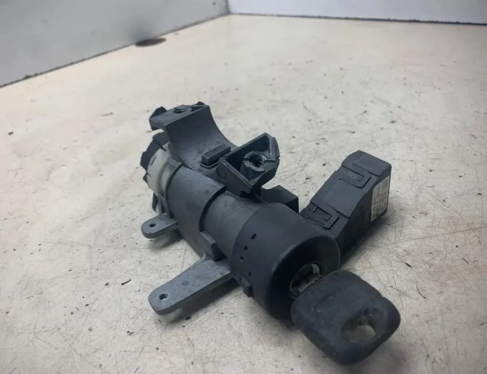 VOLVO S60 1 generation (2000-2009) Ignition Lock 16134,8626324 34178259