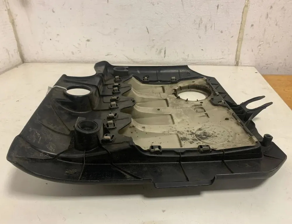 VOLKSWAGEN Touran 1 generation (2003-2015) Motorburkolat 03G103925BN,03G103925BM,03G103925BL 34196160