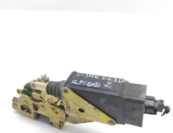 VOLVO S40 1 generation (1996-2004) Bal hátsó ajtó zárja 34832829