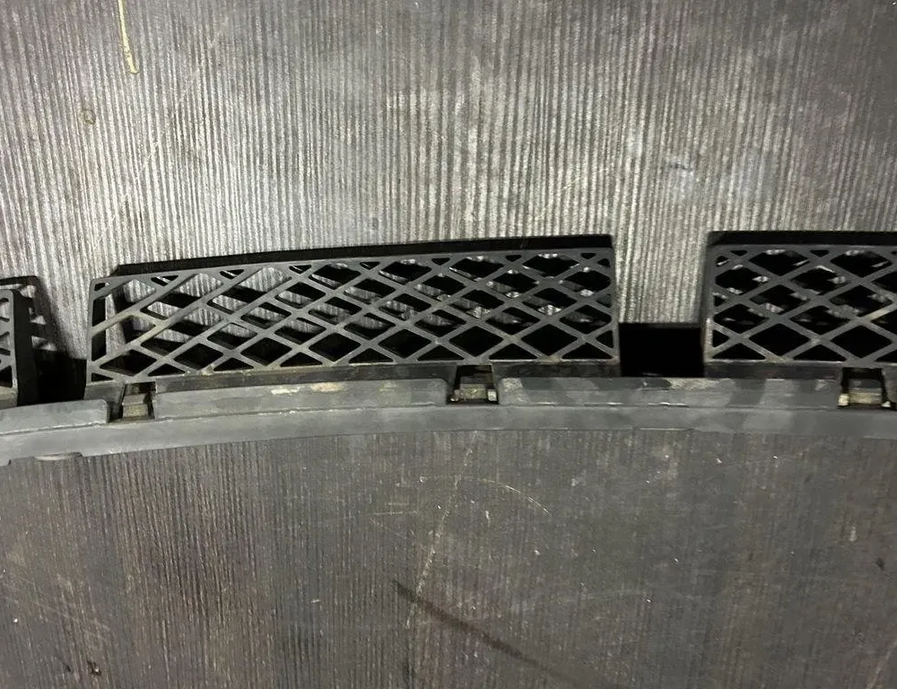 VOLKSWAGEN Touareg 2 generation (2010-2018) Jobb hátsó lökhárító konzolja 7P6807863 31415197