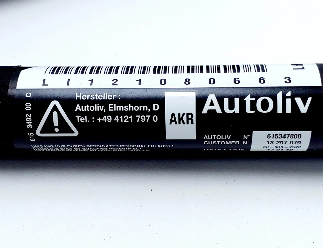 CHEVROLET Orlando 1 generation (2010-2015) Bal első biztonsági öv 13297090,13251151,13297079,619668300A 15315653