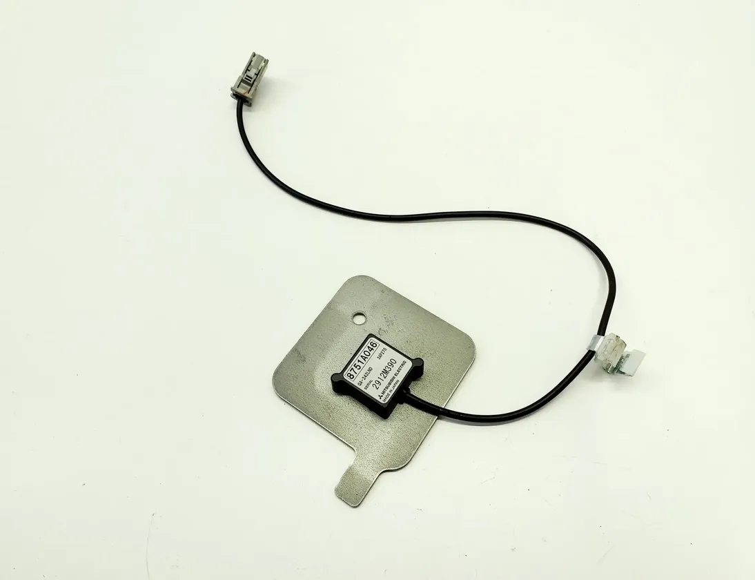 MITSUBISHI Outlander 3 generation (2012-2023) Antenna 8751A046 30755622