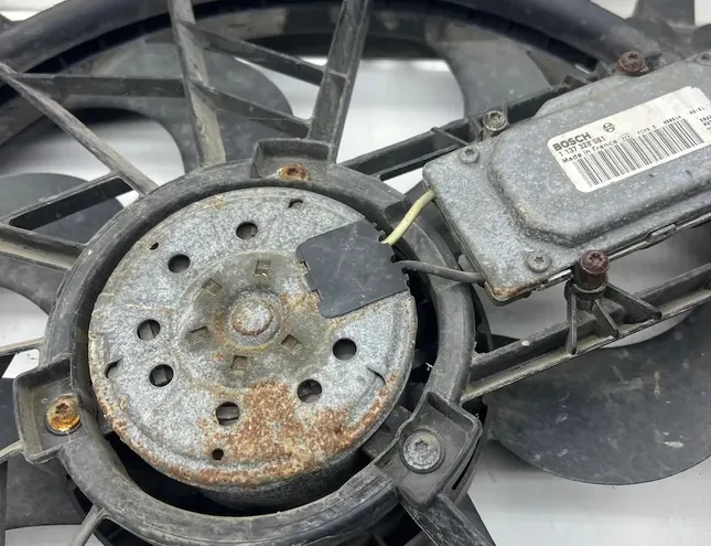 VOLVO V70 2 generation (2000-2008) Motorhűtő-ventilátor hűtője 0130303909 33959122