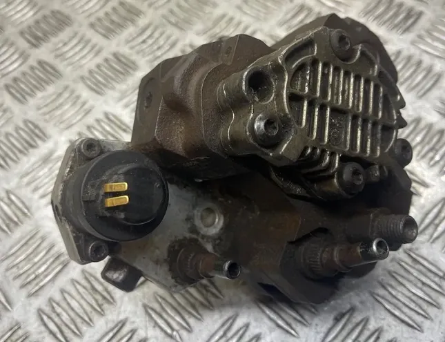 NISSAN Primera P12 (2001-2008) Üzemanyag-szivattyú 8200108225,0445010075,H037472 29838909