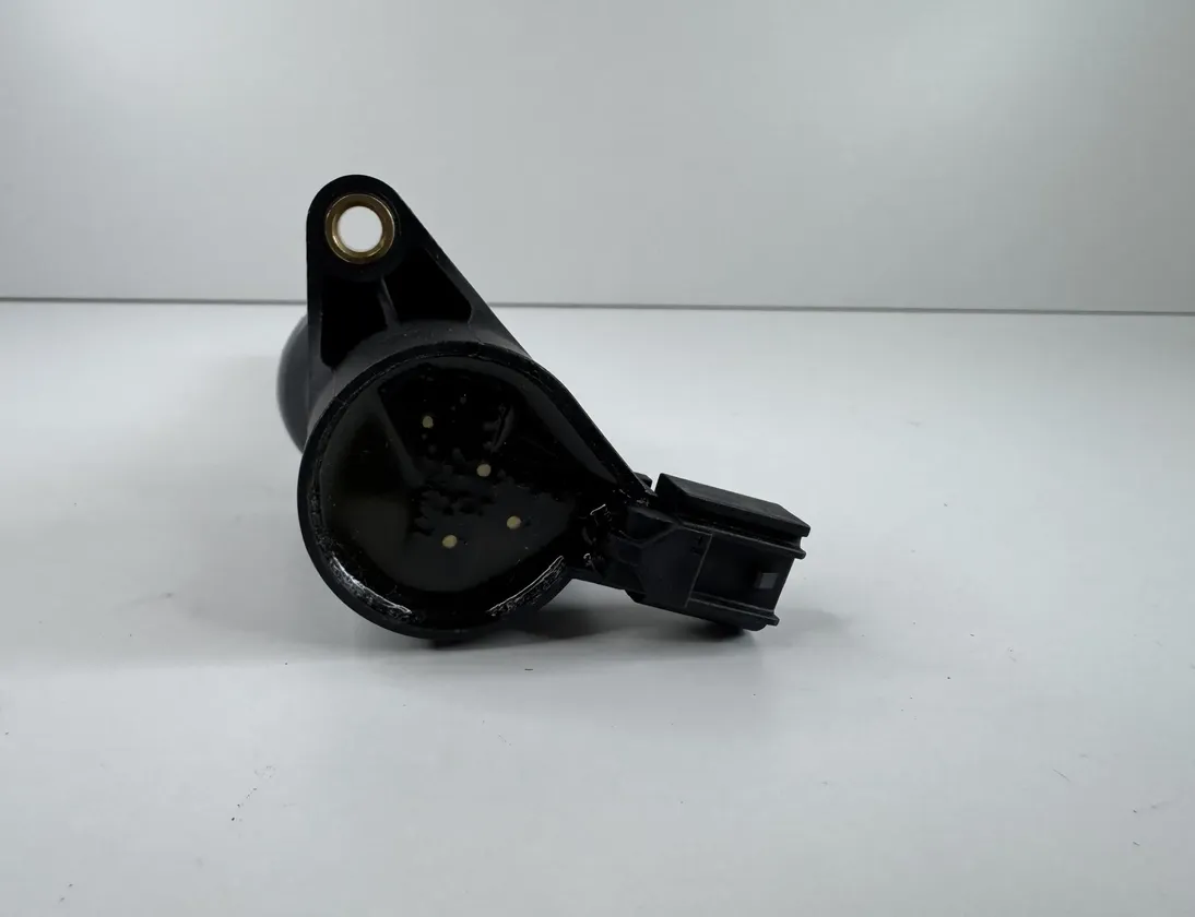 FORD Maverick 2 generation (2000-2007) Nagy feszültségű gyújtótekercs 9L8E12A366AA,1L8E12A366AB,1L8U12A366AA,XIC8448,1L8E12A366AC,1L8Z12029AB 32385914