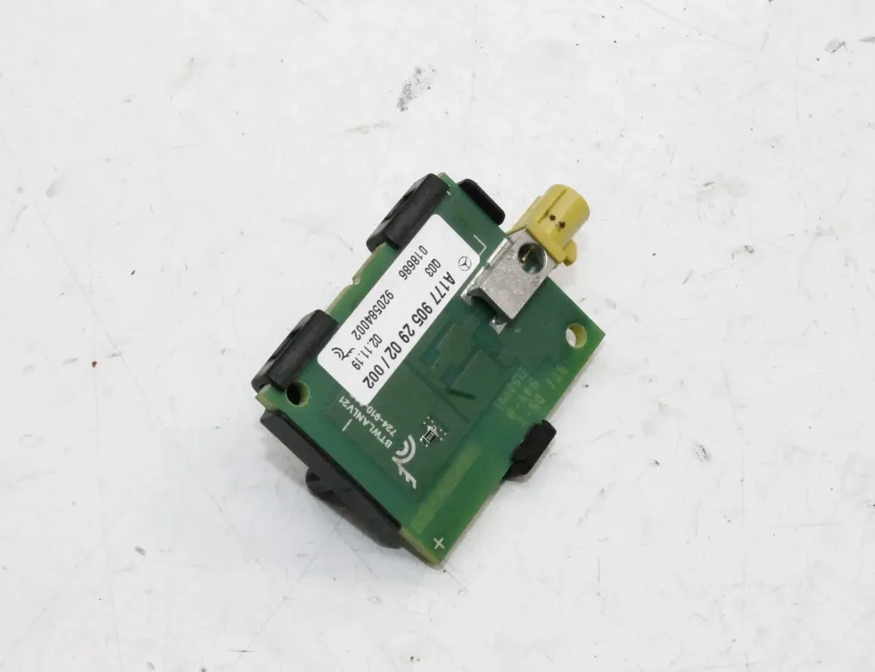 MERCEDES-BENZ A-Class W177 (2018-2024) Антенный модуль A1779052902 28983926