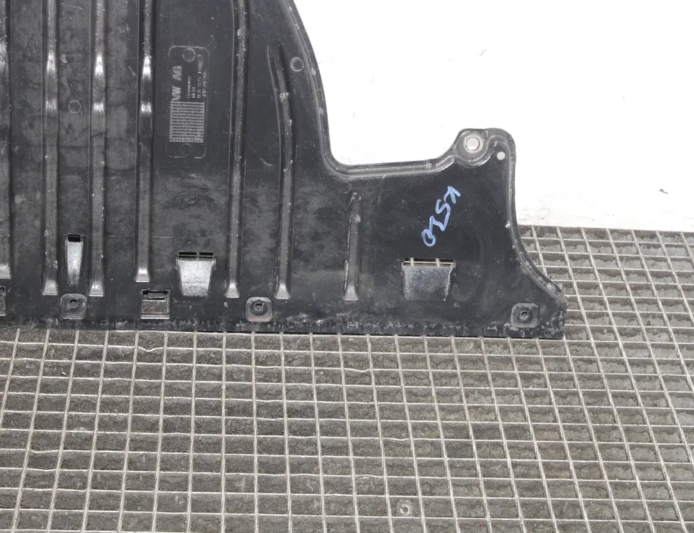 VOLKSWAGEN ID.3 1 generation (2019-2023) Задняя средняя нижняя защита 1EA825102C 34527951