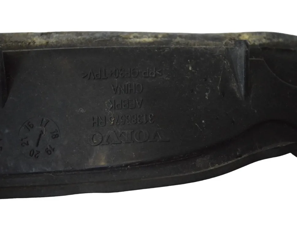 VOLVO S90 2 generation (2016-2023) Szélvédő jobb oldali függőleges díszcsíkja 31386575 24876757