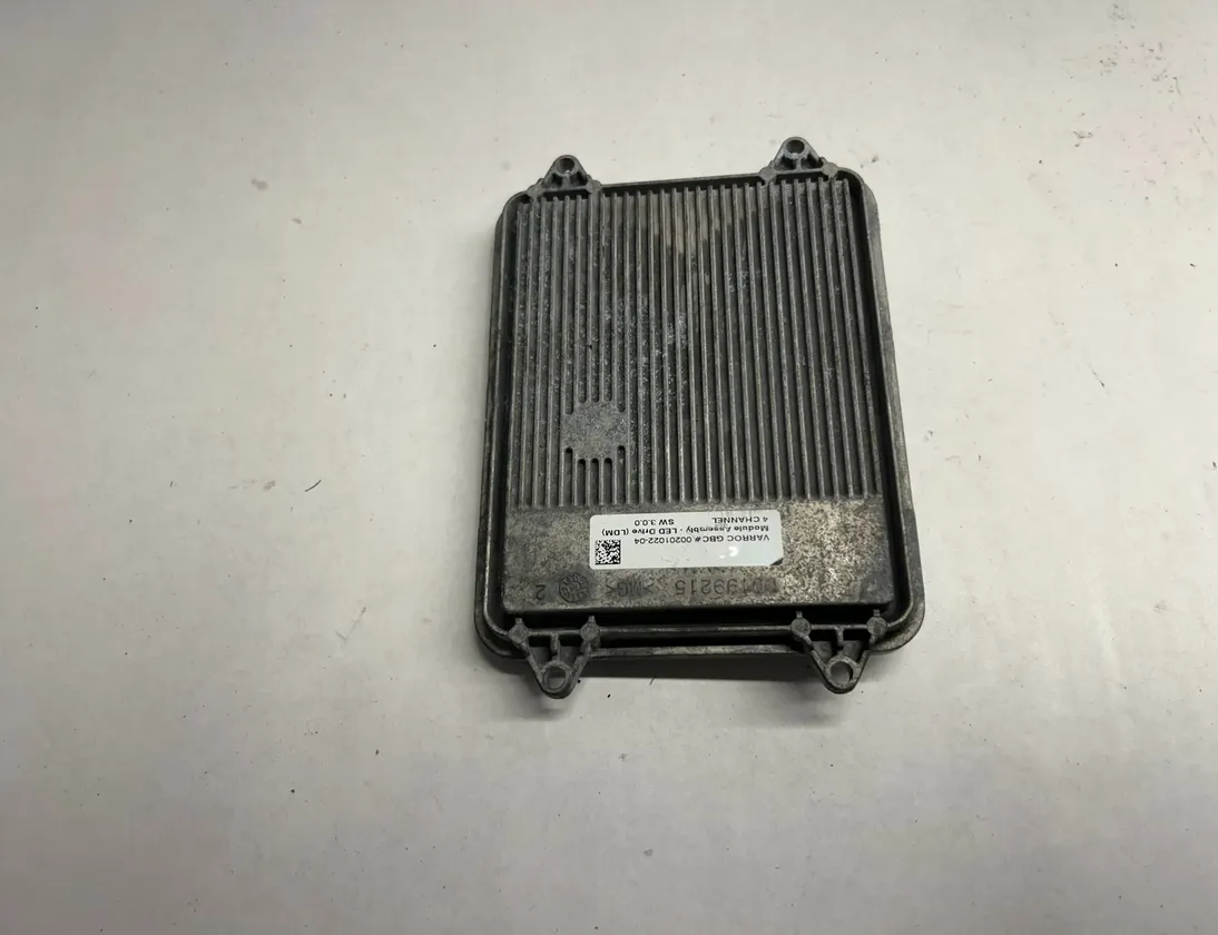 TESLA Model X 1 generation (2015-2024) LED-lámpák vezérlőegysége 0020102204,00199215,00201022-04 32059535