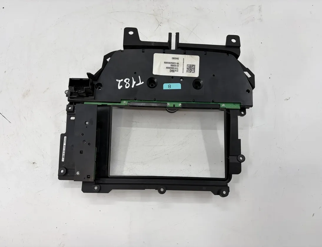 CHEVROLET Corvette C7 (2013-2020) Középső konzol díszítőcsíkos burkolata 23169940 34832046