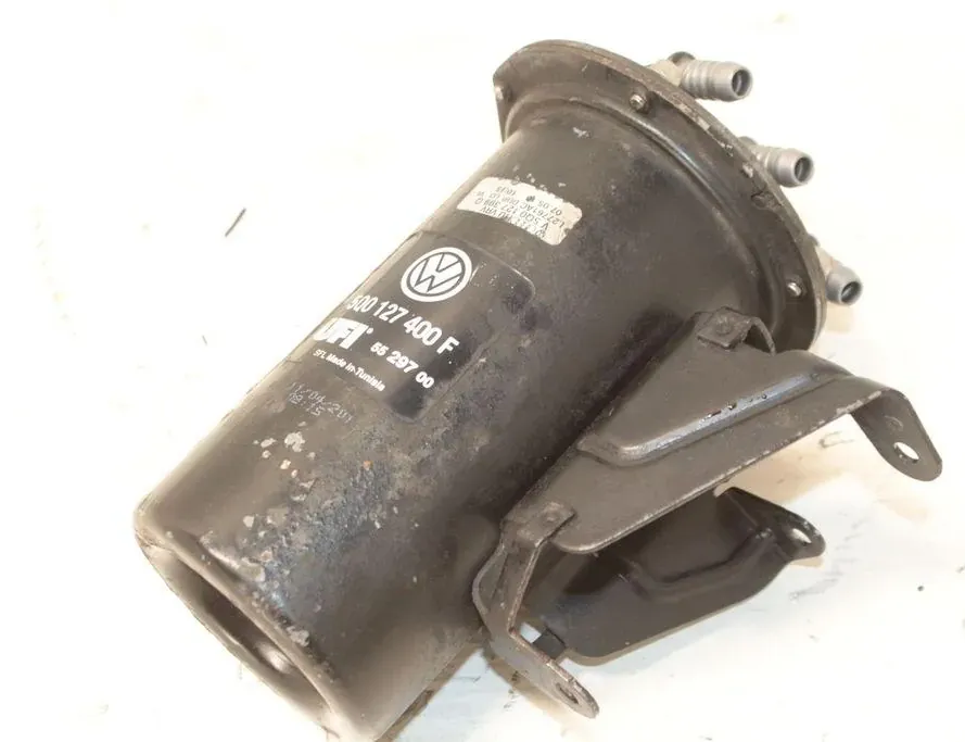 VOLKSWAGEN Golf 8 generation (2019-2023) Üzemanyagszűrő-ház 5Q0127399Q,5Q0127400F 33302738