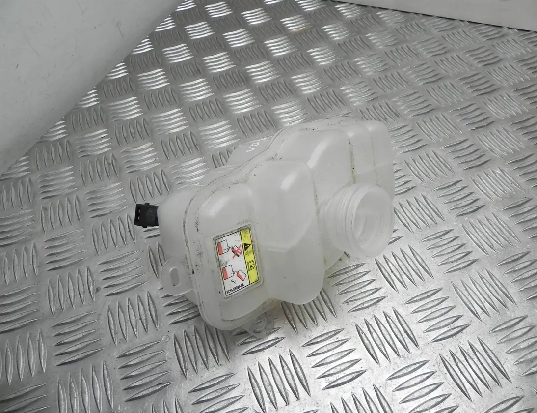 JAGUAR I-Pace 1 generation (2018-2023) Hűtőfolyadék tágulási tartály tartály YC158B099AA 23428797