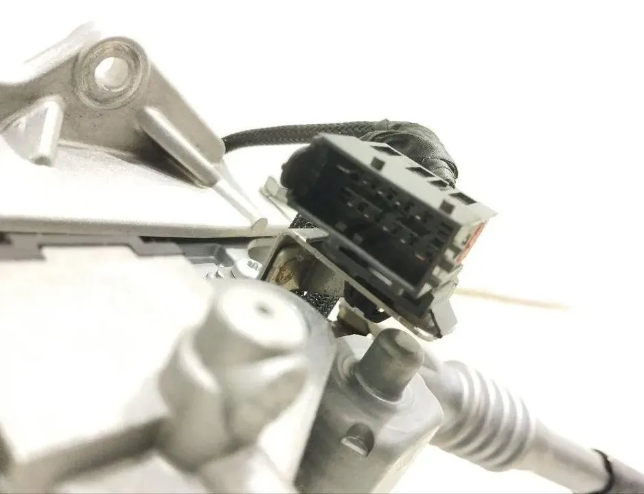 MASERATI Quattroporte 6 generation (2012-2024) Kormányműfogaslécek 06700067910 29841798