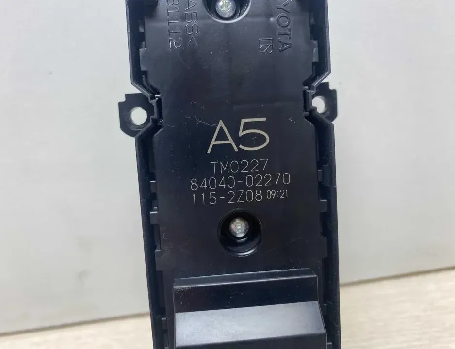 TOYOTA C-HR 1 generation (2016-2023) Front Left Door Window Switch 8404002270 34270710