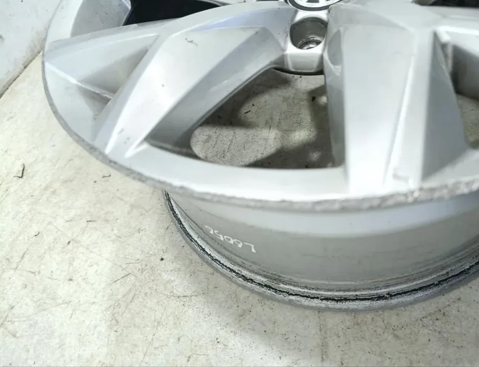 VOLKSWAGEN Atlas 1 generation (2017-2024) Kerék 3QF601025L 34154639