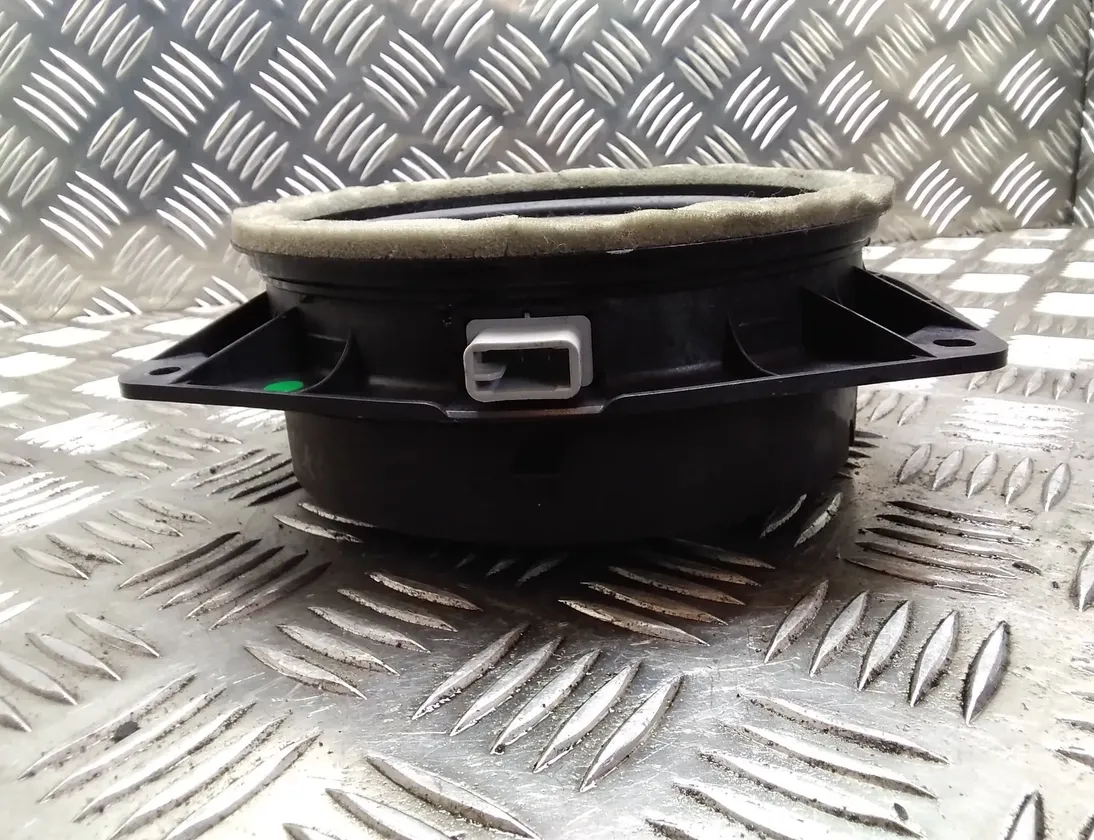 LEXUS GS 3 generation (2005-2012) Jobb hátsó ajtó hangszórója 8616048110 12160318