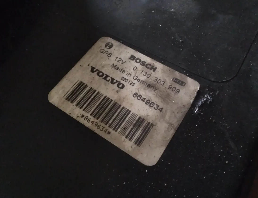 VOLVO S60 1 generation (2000-2009) Motorhűtő-ventilátor hűtője 8649634,0130303909 15524753