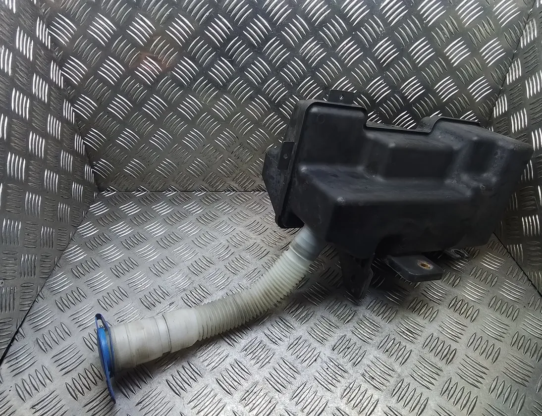 VOLKSWAGEN Tiguan 1 generation (2007-2017) Ablakmosó tartálya 5n0955453a,5n0955453b,5n0955453 21008660