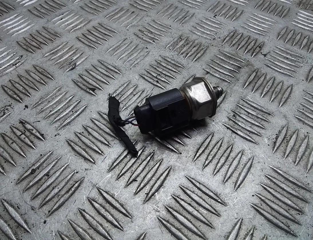 VOLKSWAGEN Golf 6 generation (2008-2015) Üzemanyag-nyomásérzékelő 03c906051h 25110159