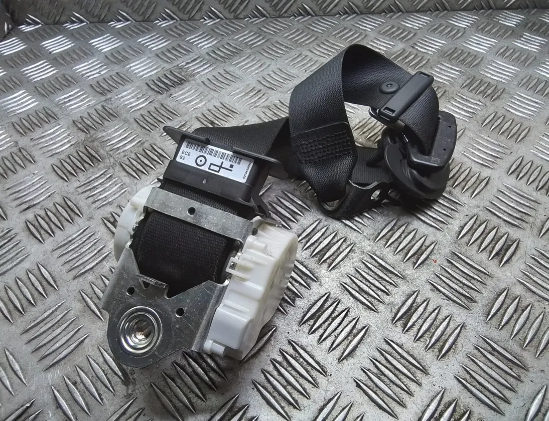 BMW 1 Series F20/F21 (2011-2020) Jobb első biztonsági öv 34078319,s2724330802,34078319c 26252231