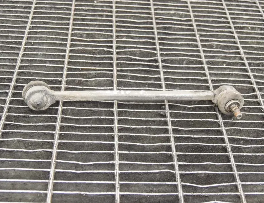 AUDI A1 8X (2010-2020) Front Right Stabilizer Link 6R0411315 11706120