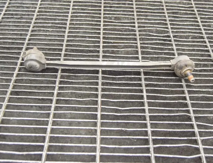 AUDI A1 8X (2010-2020) Front Right Stabilizer Link 6R0411315 11706120