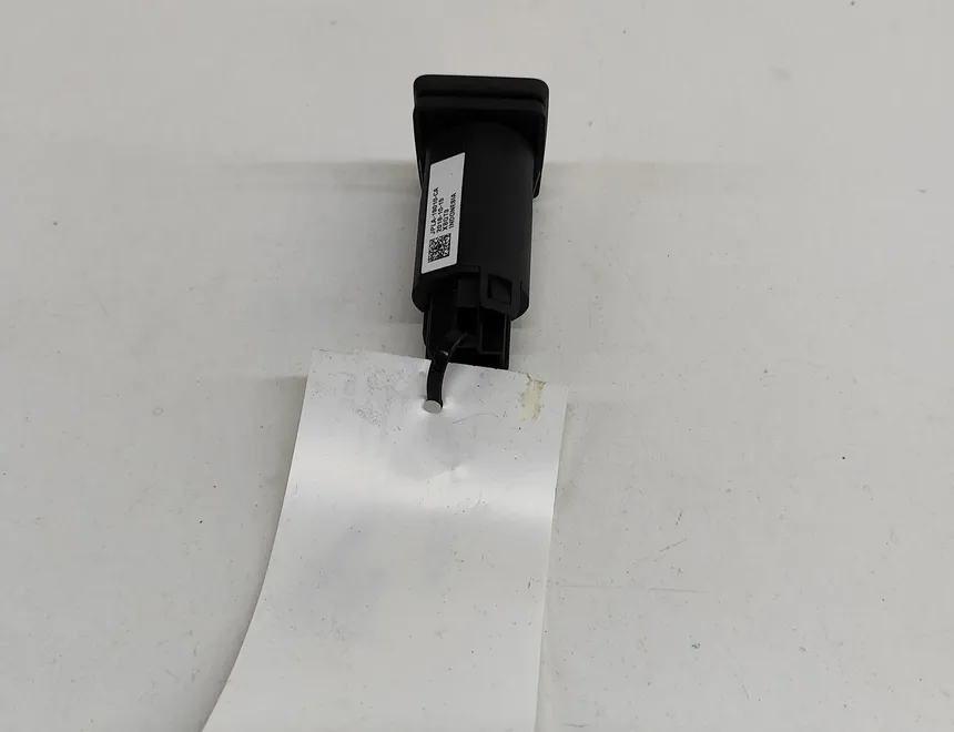 JAGUAR I-Pace 1 generation (2018-2023) USB JPLA-19010-CA 22798602