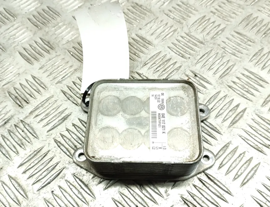 VOLKSWAGEN T-Roc 1 generation (2017-2024) Oil Cooler 04E117021K 23534452