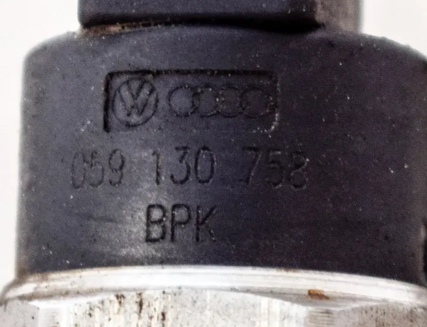 AUDI A6 C6/4F (2004-2011) Топливная магистраль левая 059130089D057130758 30733604