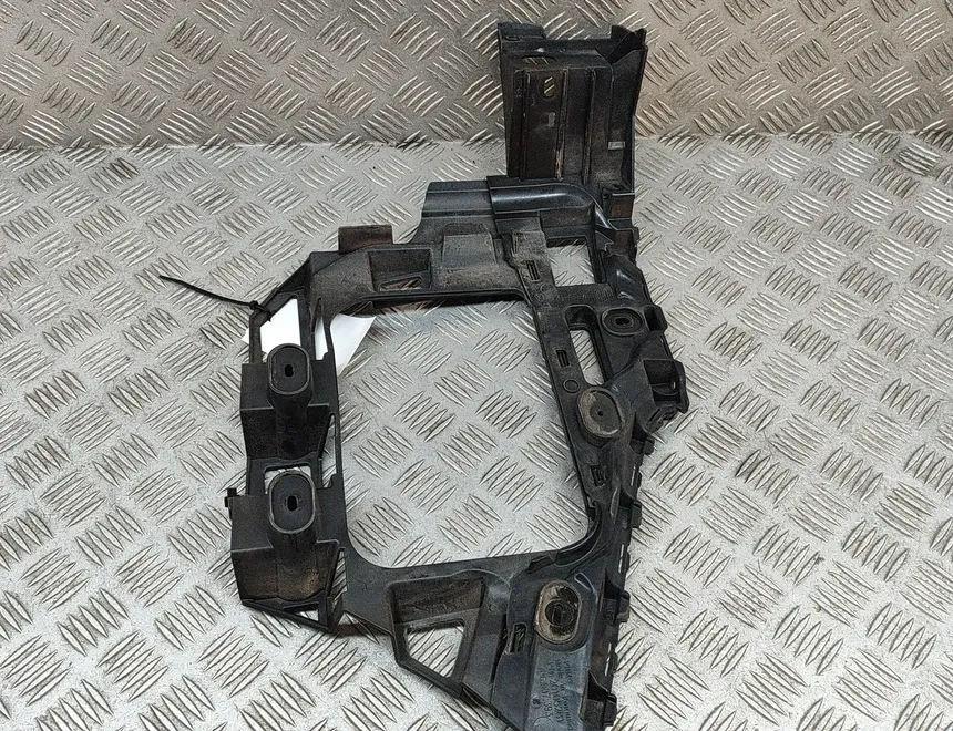 VOLKSWAGEN Touareg 2 generation (2010-2018) Jobb hátsó lökhárító konzolja 7P6807393A 27184699