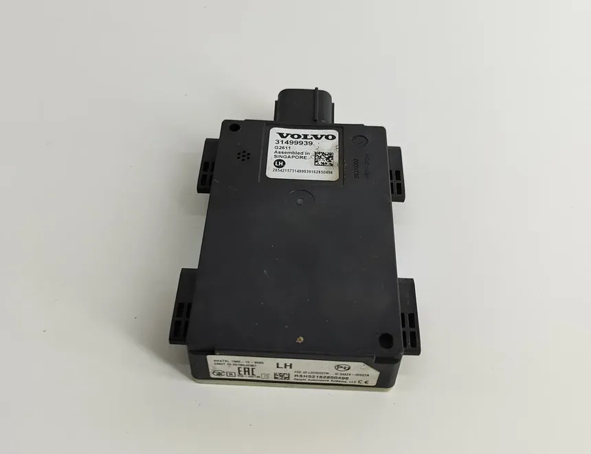 VOLVO XC90 2 generation (2014-2024) Blind Spot Control Module 31499939 28347050