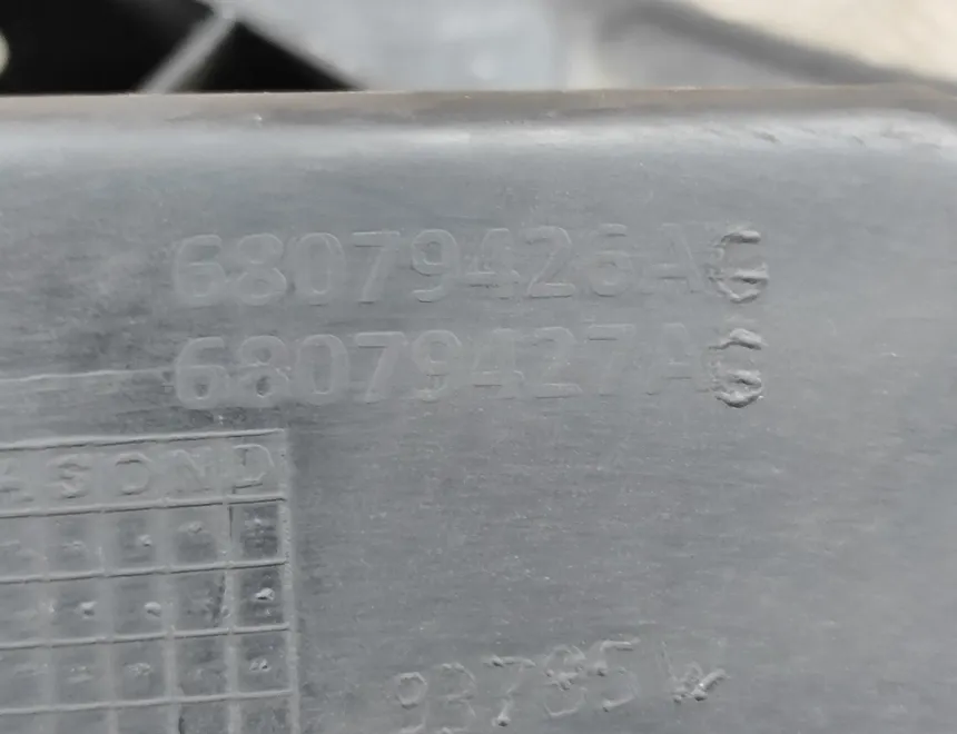 JEEP Wrangler JK (2006-2018) Ablakmosó tartálya 68079427AG,68079426AG 30320234