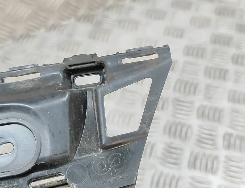 VOLKSWAGEN Touareg 2 generation (2010-2018) Jobb hátsó lökhárító konzolja 7P6807393D 30370798