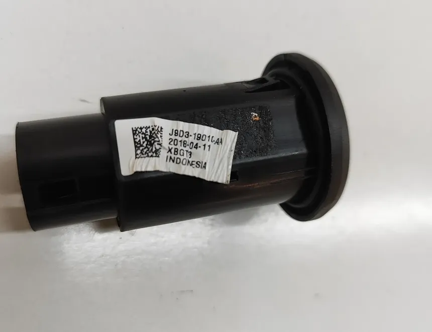 JAGUAR I-Pace 1 generation (2018-2023) USB J9D3-19010-AA 31716008