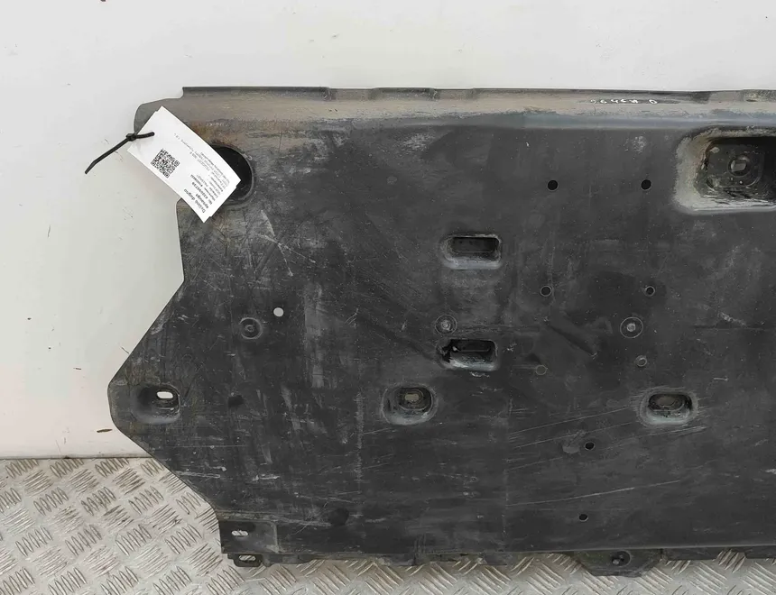 PEUGEOT 508 2 generation (2018-2023) Защита днища правая 9836896180 32695739
