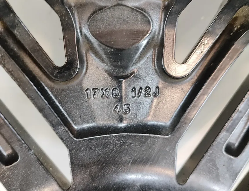 NISSAN Leaf 2 generation (2017-2023) Kerék D0C00-6WK6B 32956838