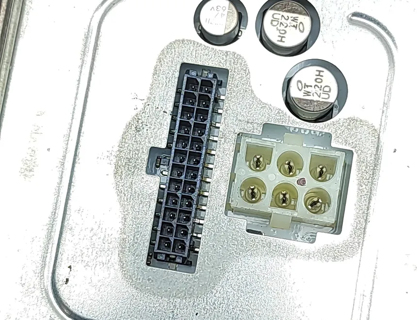 TESLA Model S 1 generation (2012-2024) LED-lámpák vezérlőegysége 00201022-04,00199215 34136979