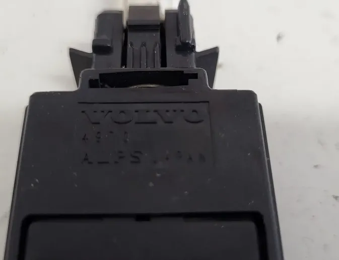 VOLVO V70 2 generation (2000-2008) Fékpedál-érzékelő 8622064 32843872