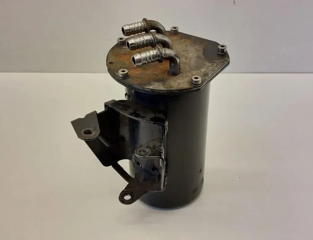 VOLKSWAGEN Passat B8 (2014-2023) Üzemanyagszűrő-ház 5Q0127400F,5Q0127399CC 34452591