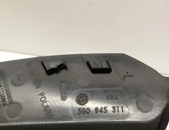 VOLKSWAGEN Golf Sportsvan 1 generation (2014-2019) Bal első fényszórókárpit 5G0945311 34447685