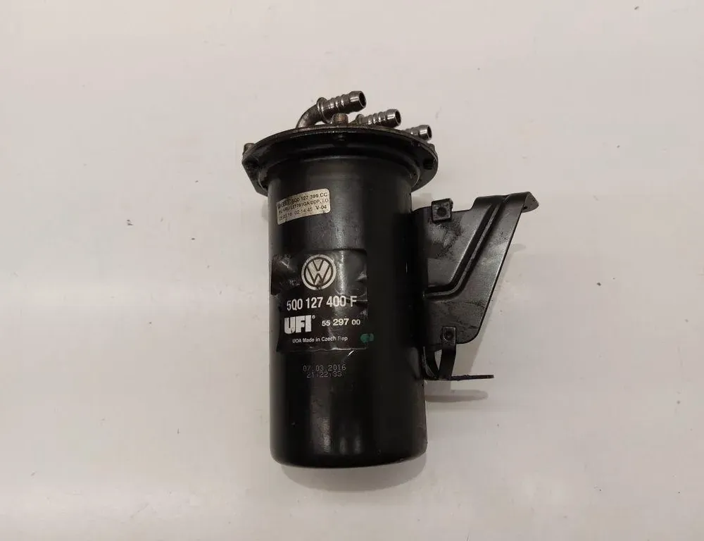 VOLKSWAGEN Passat B8 (2014-2023) Корпус топливного фильтра 5Q0127399CC,5Q0127400F 34332249