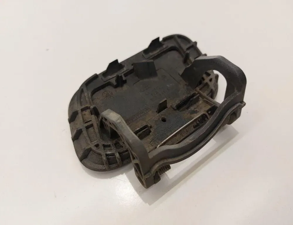 AUDI A4 B8/8K (2011-2016) Right Side Headlight Washer Cover Cap 8K0955276 34323741