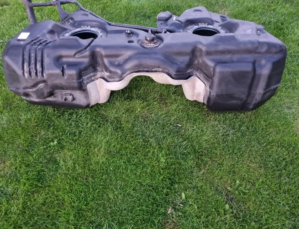 VOLKSWAGEN Tiguan 1 generation (2007-2017) Топливный бак 5N0201085K 34327307