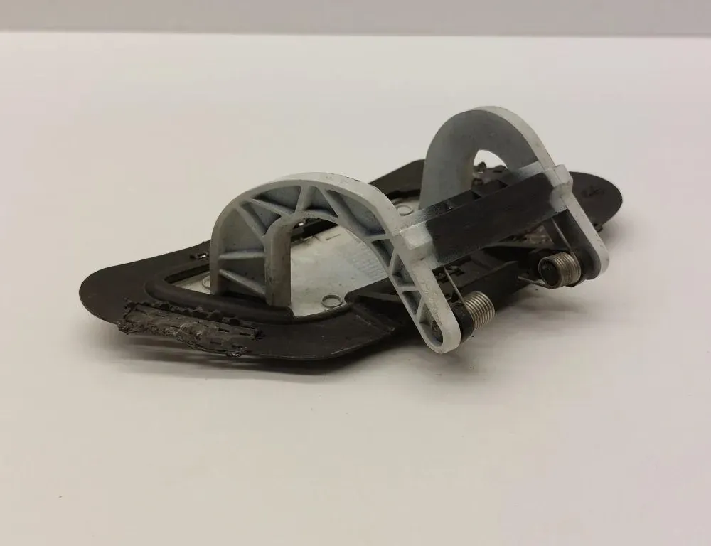 AUDI A3 8P (2003-2013) Крышка омывателя фар правой стороны 8P0955275A 34445926