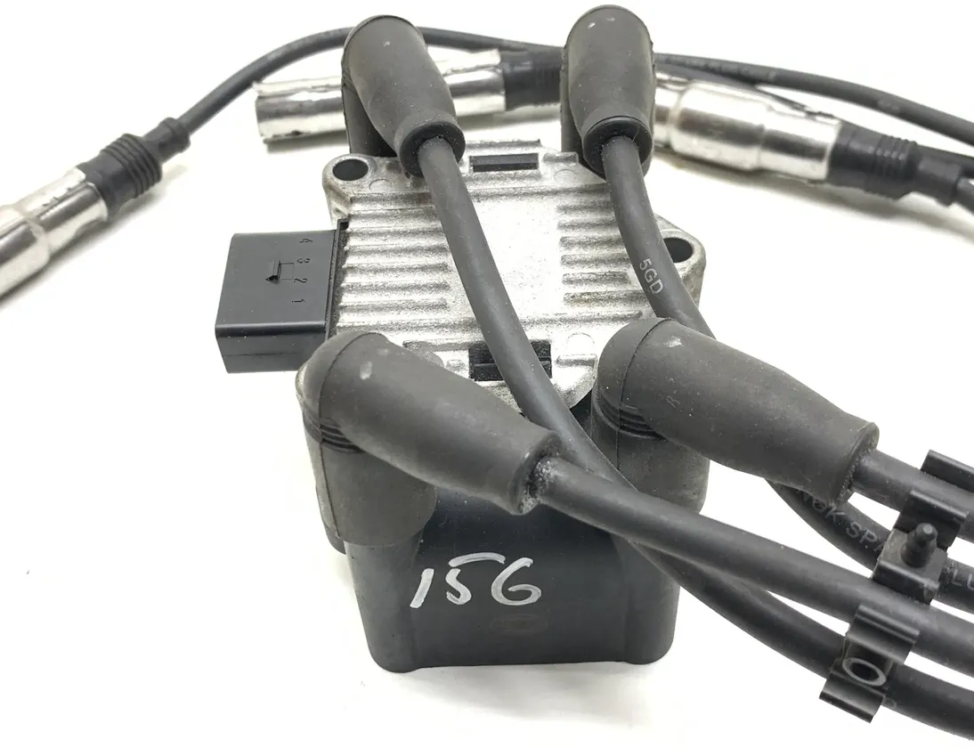 VOLKSWAGEN Golf 4 generation (1997-2006) Nagy feszültségű gyújtótekercs 5DA358000171 28613839