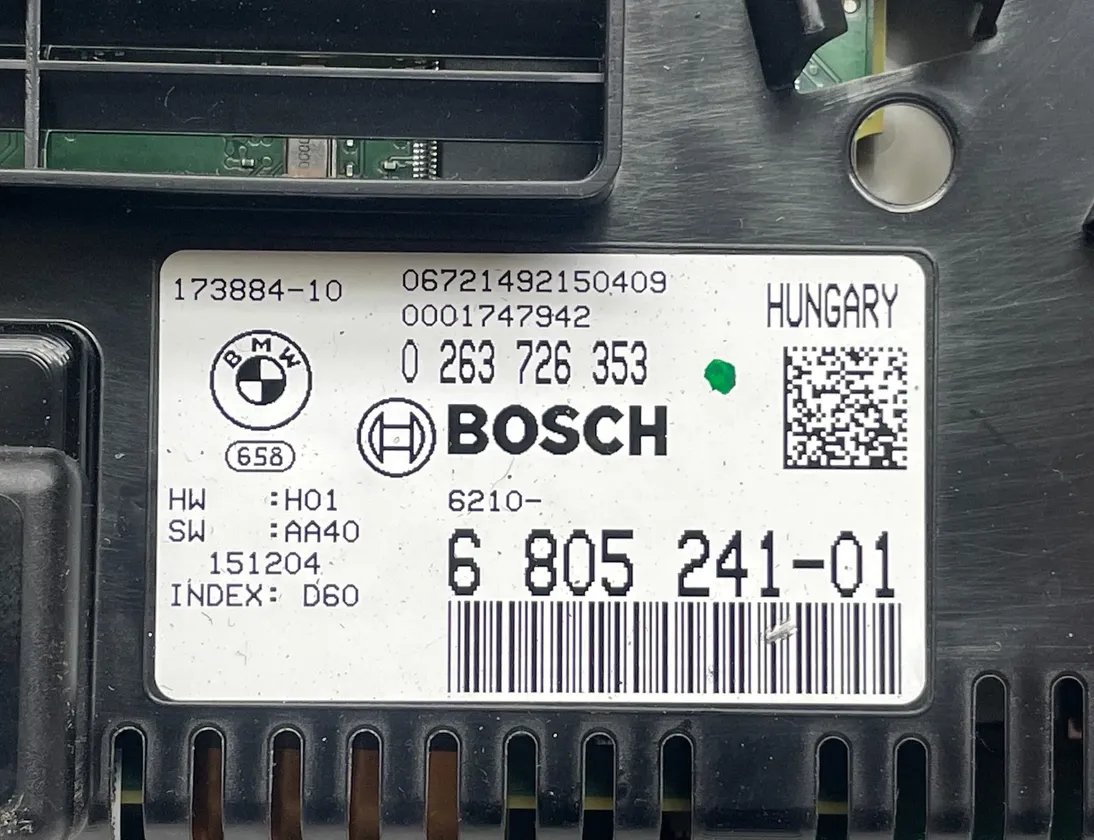 BMW X3 F25 (2010-2017) Спидометр 6805241,0263726353 33349875